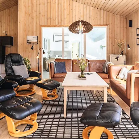 5 Star In Holiday home *
