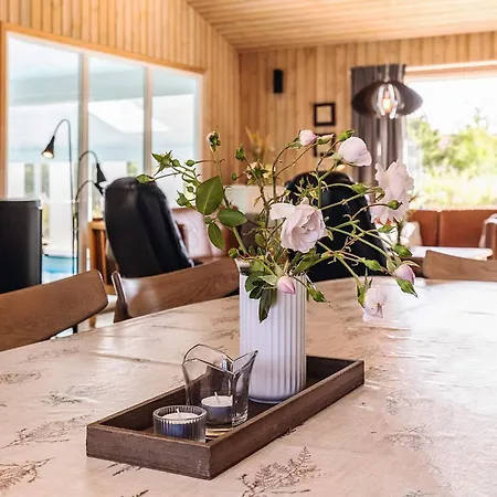 5 Star In Holiday home